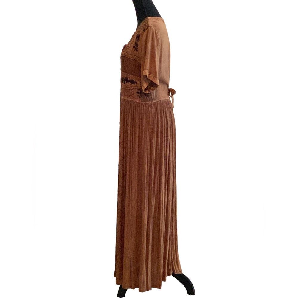 Midi Dresses Size M - Picture 4 of 15
